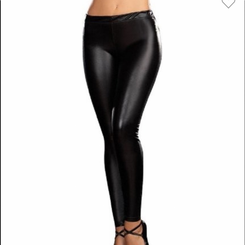 Wet look leggings